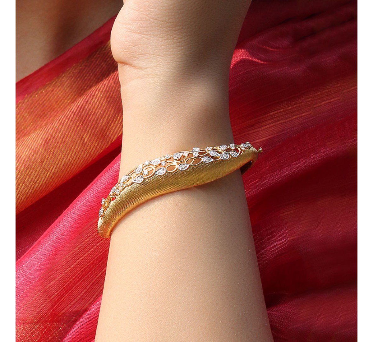 Aqua Breeze Diamond Bracelet