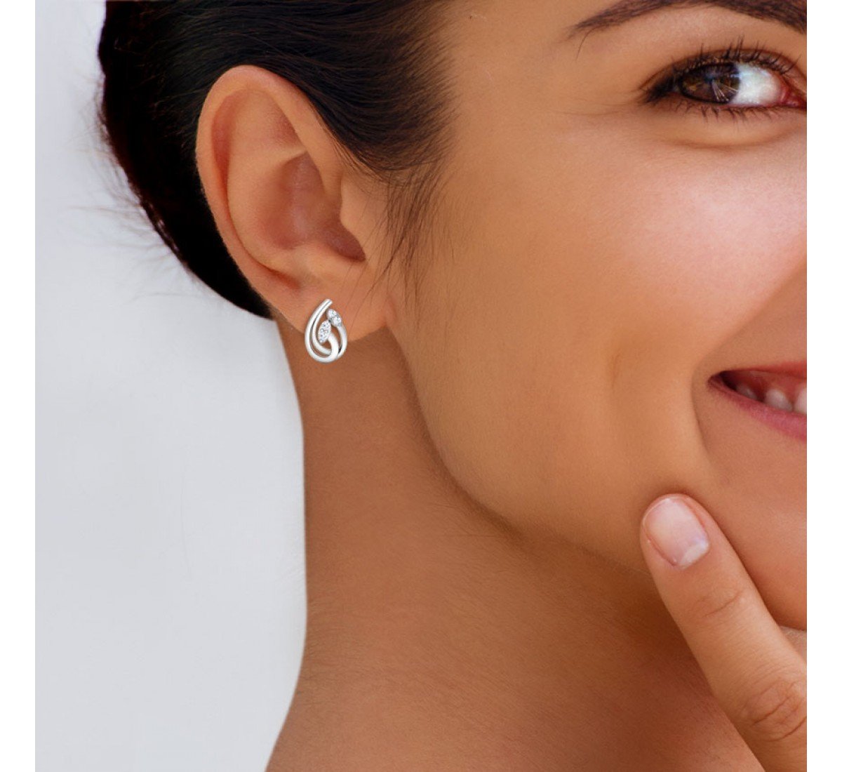 Xyris Daimond Earrings