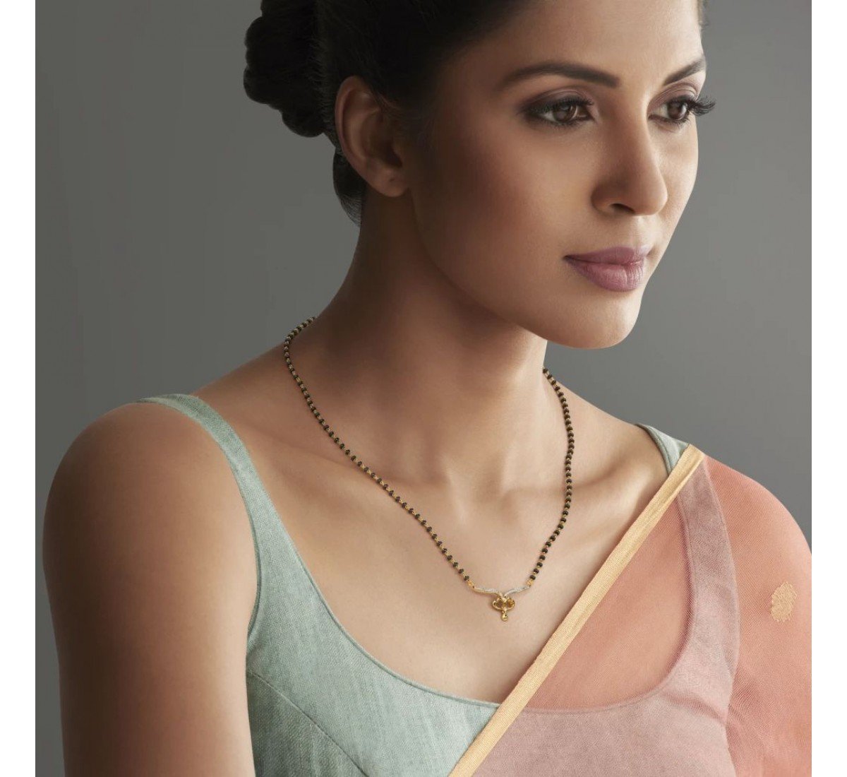 Innoara Diamond Mangalsutra