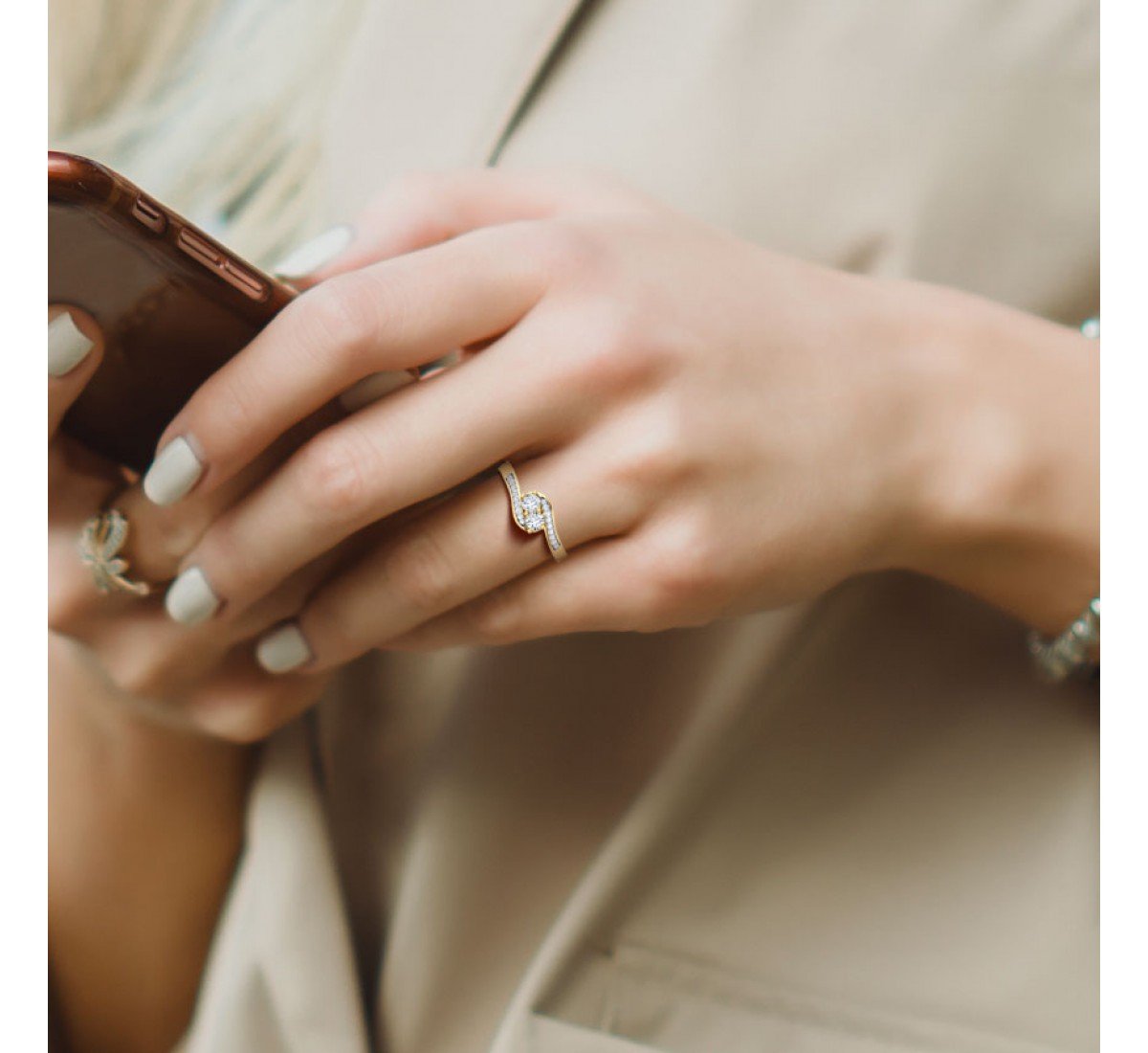 Lily Embrace Diamond Ring