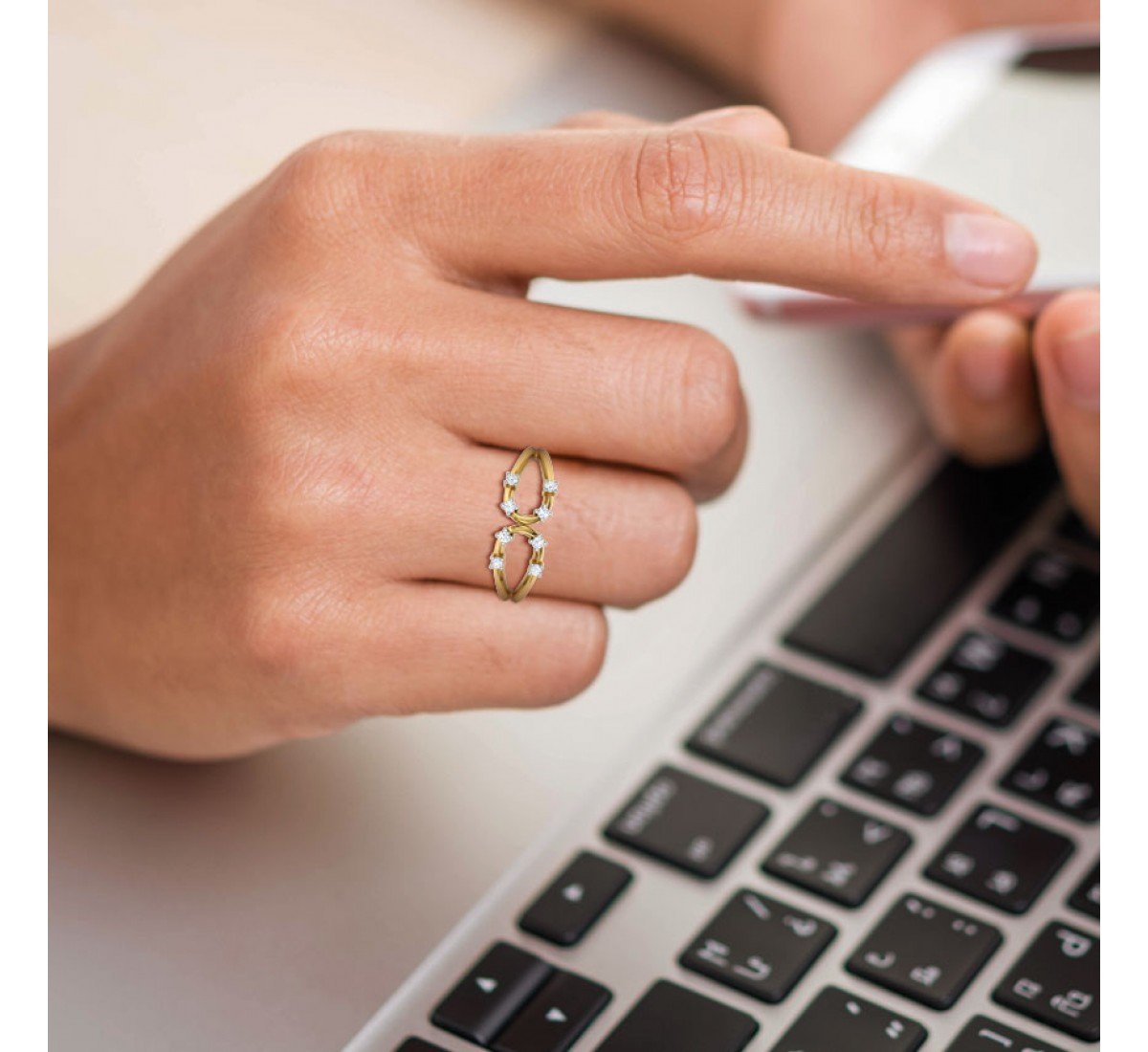 Aberdine Greenish Diamond Ring