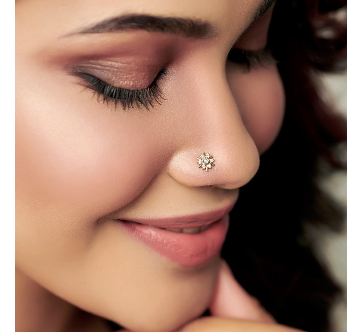 Arctic Shine Diamond Nose Pin