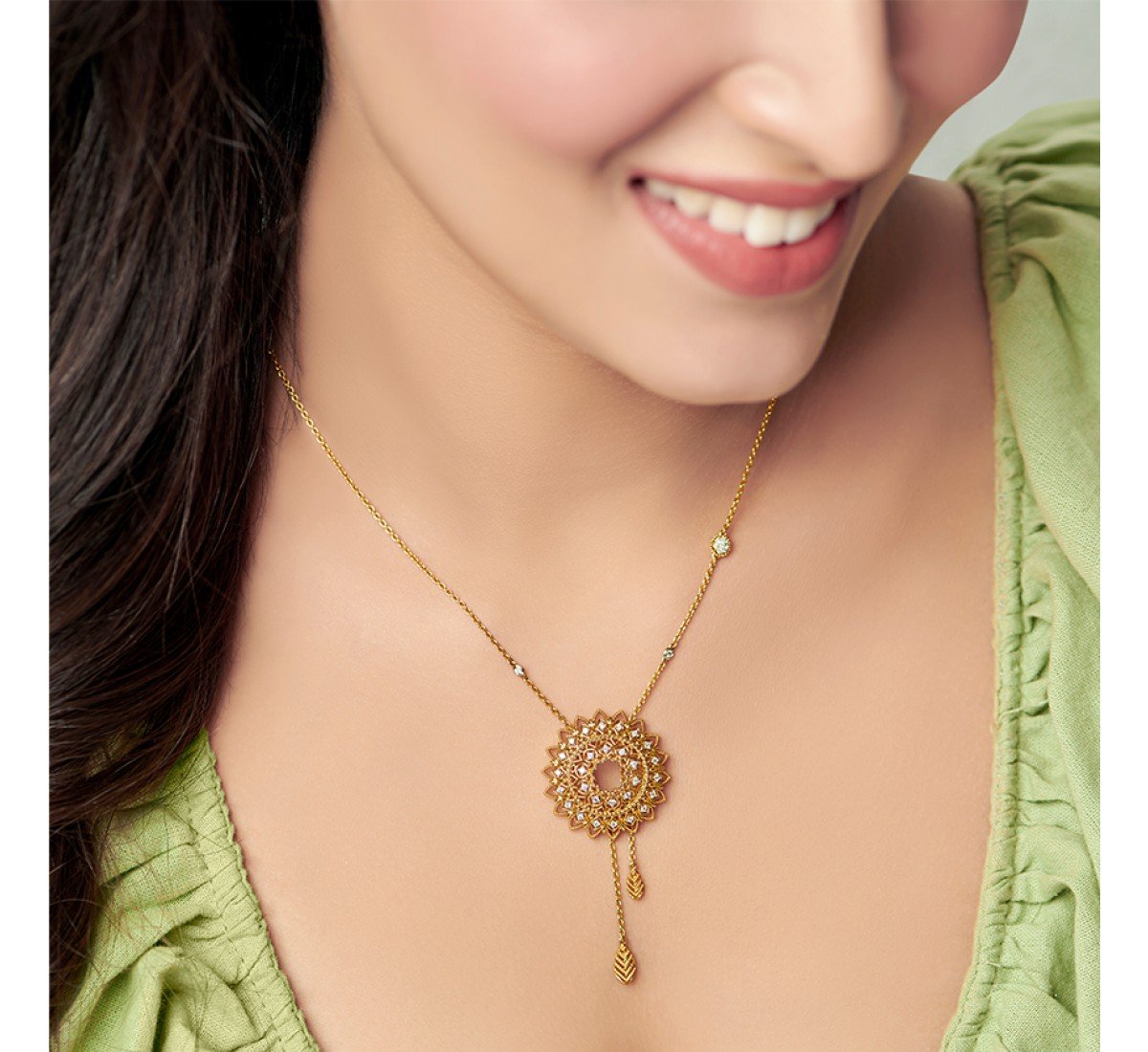 Quillar Intricate Diamond Necklace