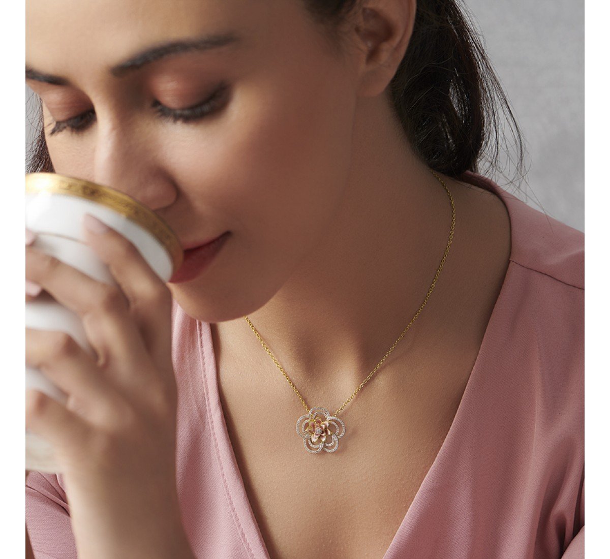Quasar Lotus Diamond Necklace