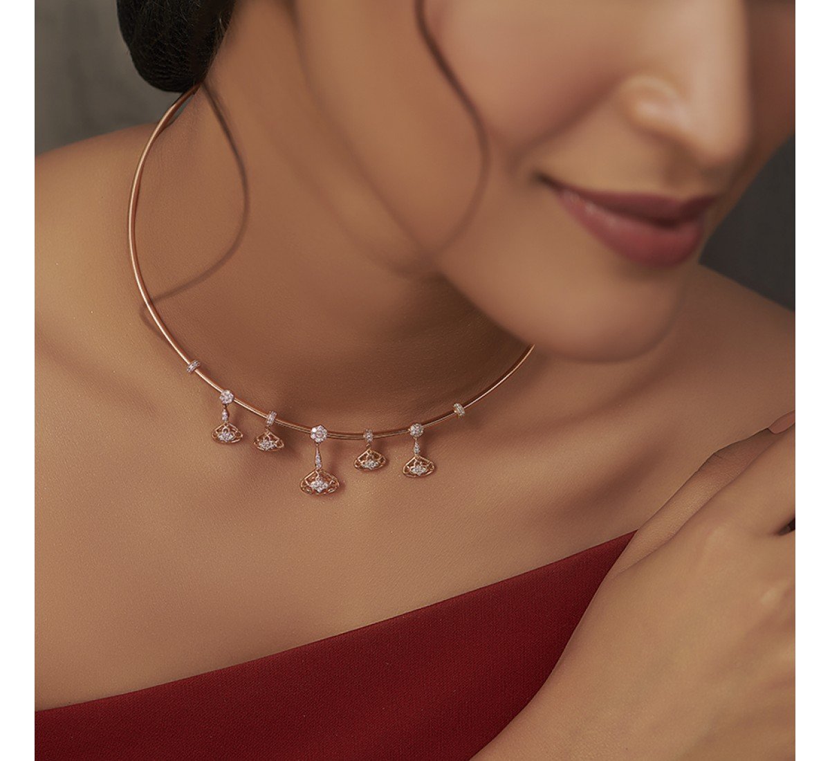 Effulgent Diamond Necklace