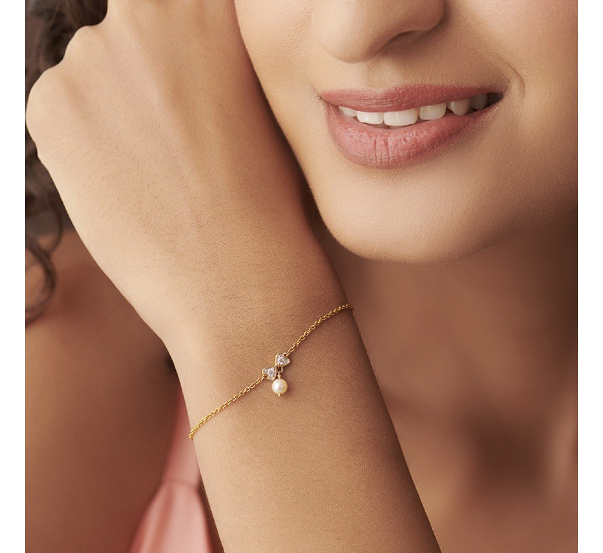 Vicissitude Pearl Bracelet