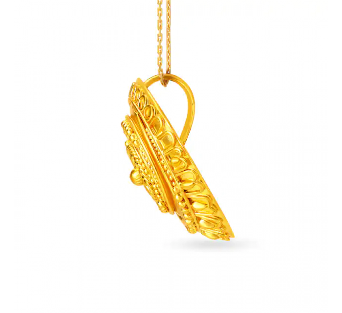 Glamorous Gold Pendant Set
